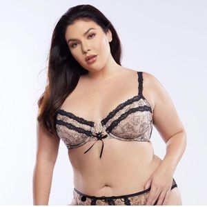 NWT Savage X Fenty Shimmering Hearts Bra